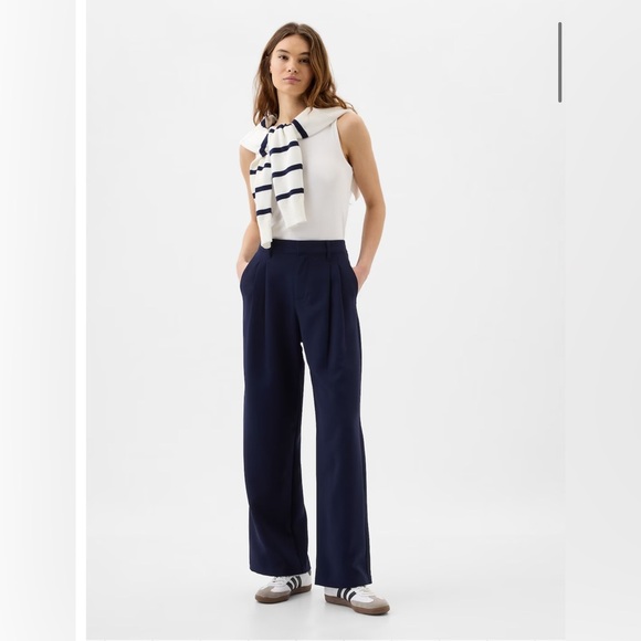 GAP Pants - Gap Women's Easy Crepe Trousers in Navy